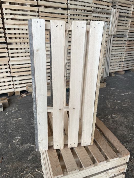 Ящики под яблоки