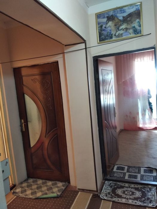 2 xonalik uy sotiladi 3 xonalik qilingan