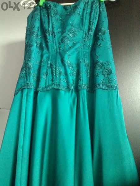 бална рокля