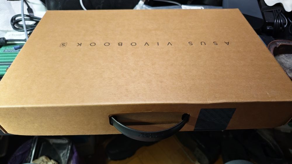 ASUS Vivobook S14, M5406WA, AMD Ryzen AI 9 HX370, 32GB RAM, 1TB SSD