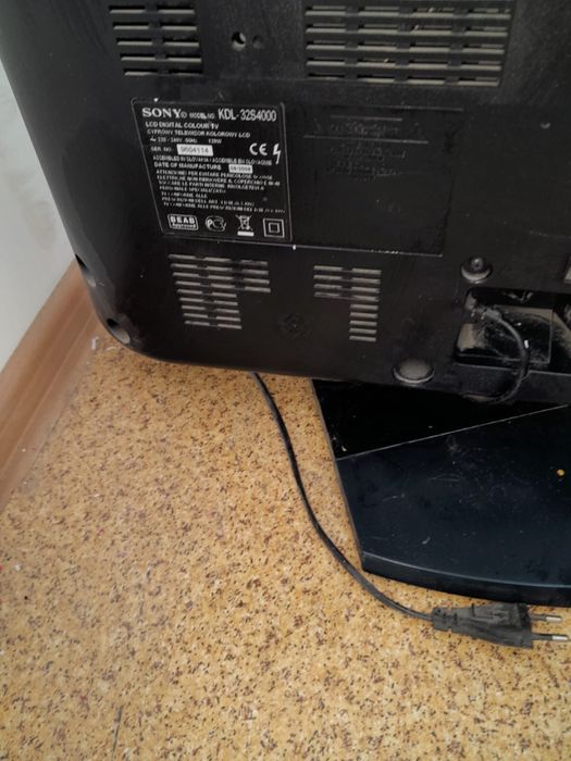 Продам телевизор Sony, диагональ 94