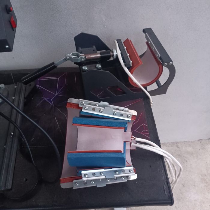 Vand 2 prese termice cumparate de noi putin folosite