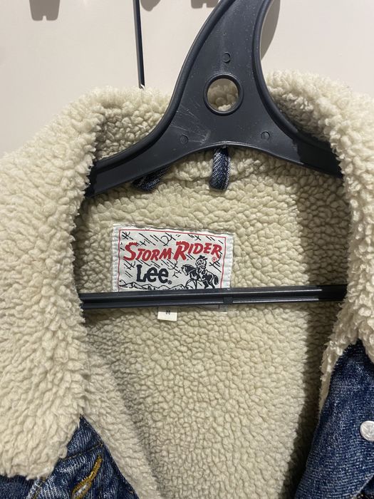 Продам, куртка джинсовая. Размер s