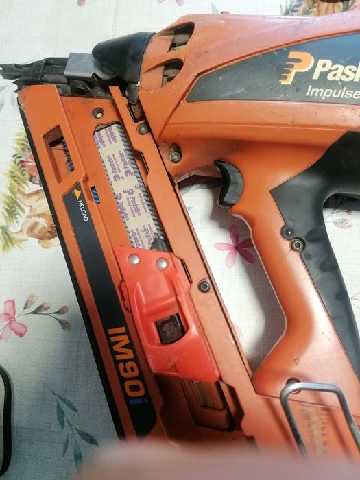 Pistol cuie mari Paslode IM90I