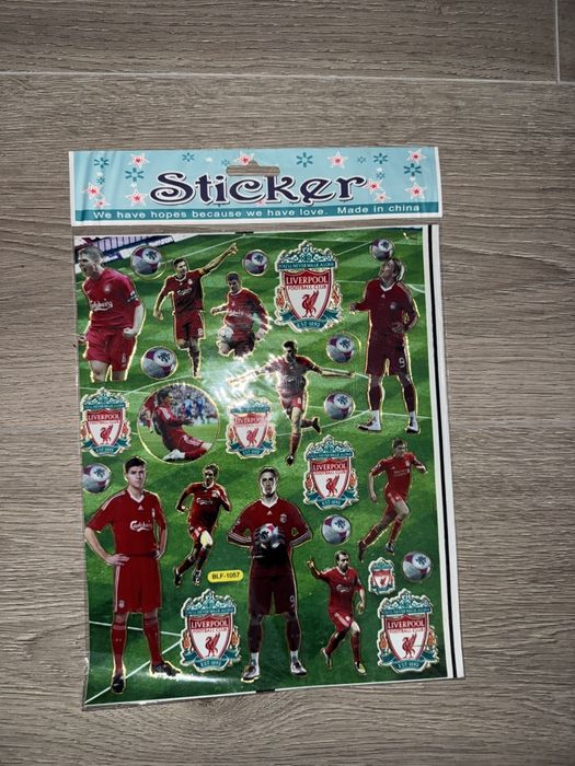 Продам Ретро футбольные наклейки