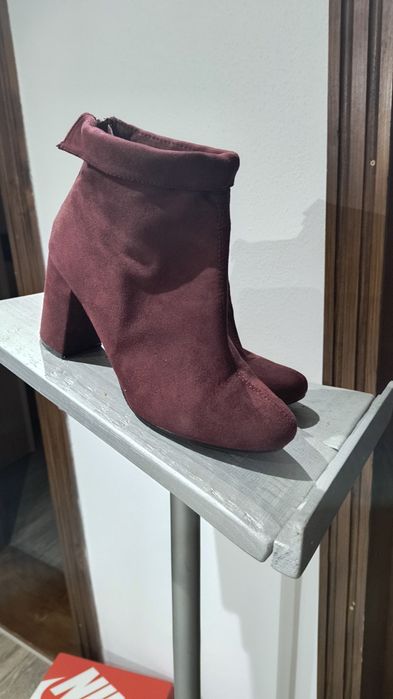 De vânzare: sandale,pantofi cu toc