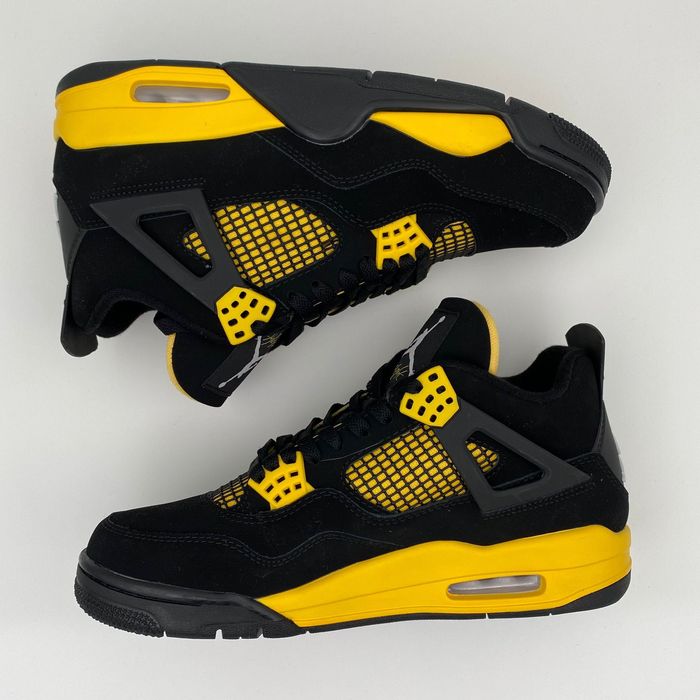 Jordan 4 Thunder