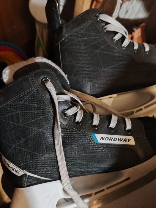 Коньки 37р б/у коньки