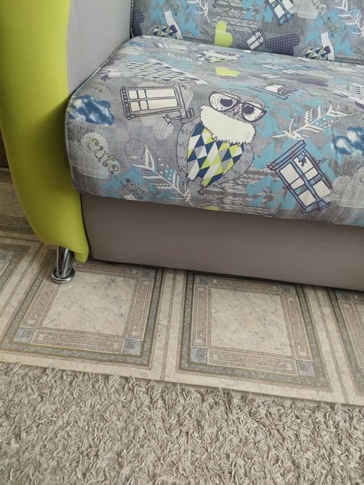 Продам диван хороший