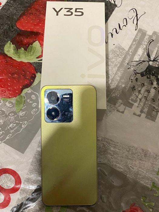 Смартфон  телефон vivo y35 виво