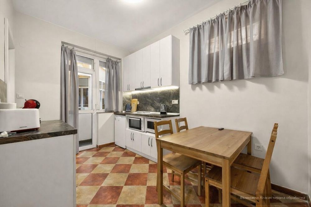 Дава се под наем Четиристаен апартамент в Варна, Център - 110 кв.м за 750 € - Снимка #5