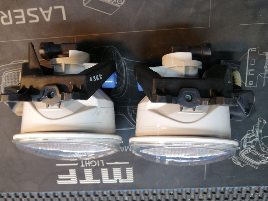 Противотуманные фары тойота