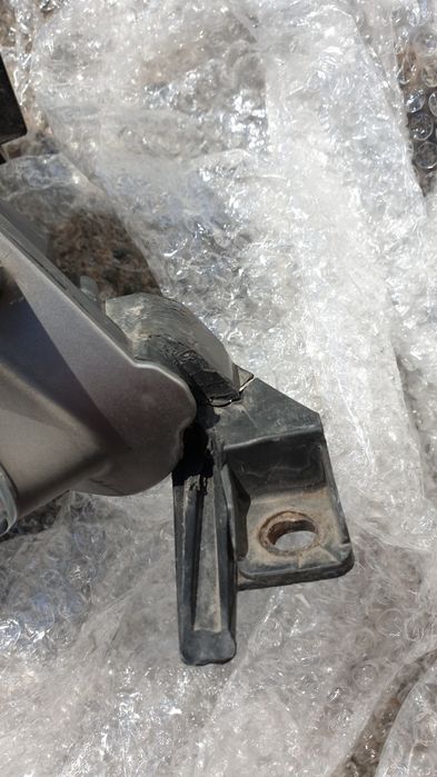 Фара LX570 правая