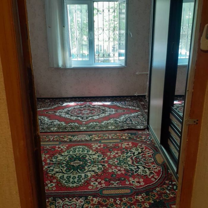 Продаётся 2 ком 8 микрорайон