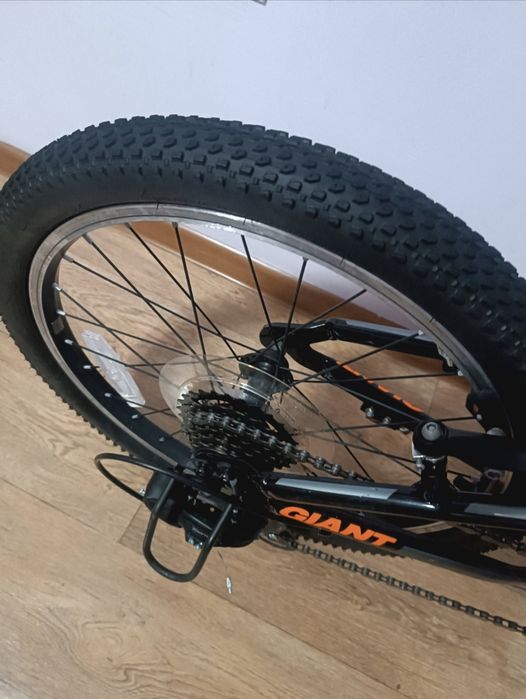 giant, trek Merida author centurion