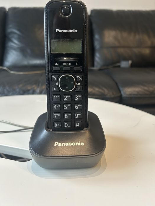 Телефон Panasonic KX-TG1611FXH