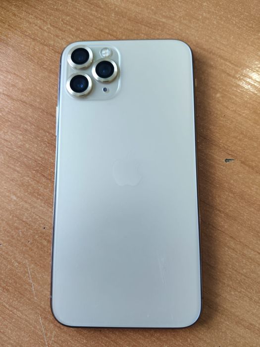 Продам 11 iPhone про