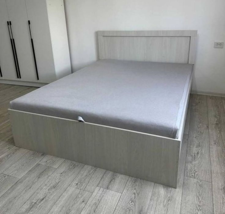 Кровать полуторка новая