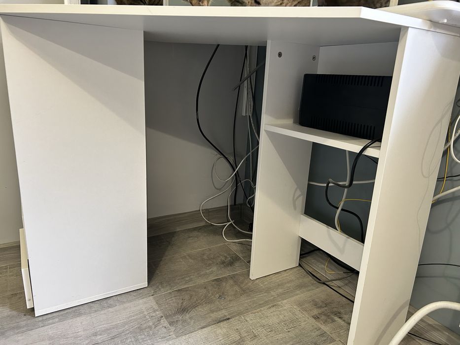 Тоалетка ъглова