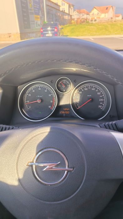 Opel Astra H 1.6 benzina