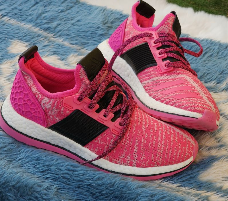 Adidas оригинални дамски сникърси 37 1/3