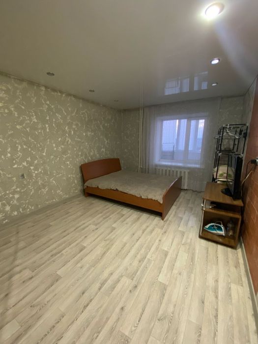 Продам 1 ком кв 43 м2 в 4 микрорайоне