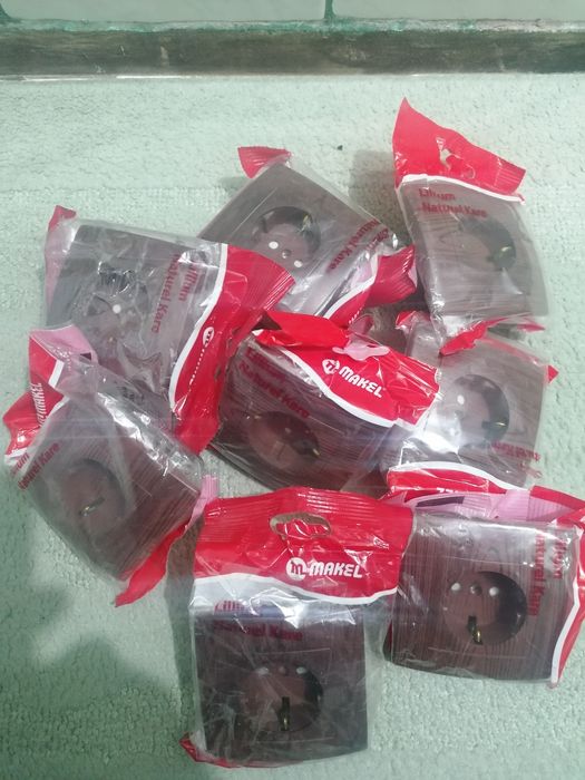 Prize și becuri economice