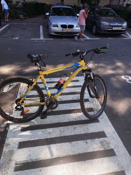 Vînd Bicicleta ferrini