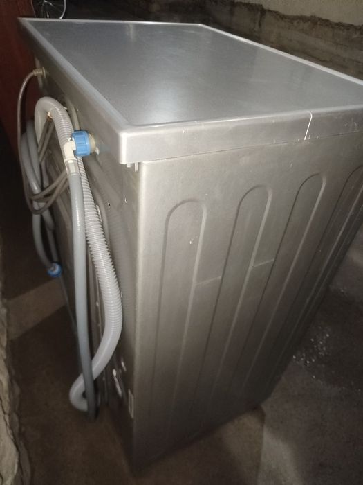 LG kir yuvish mashinasi 6 kg sotladi