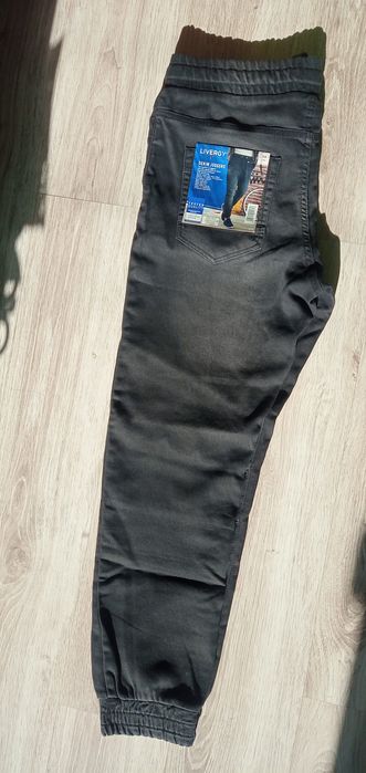 Спортен екип -катате,протектори,яке