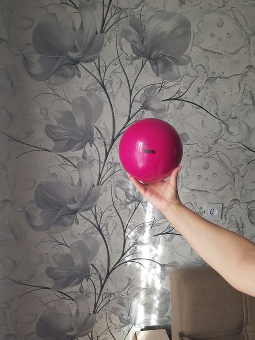 Продаётся мяч для гимнастики. Sasakkl