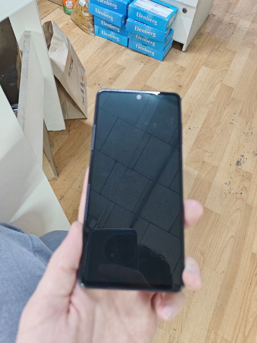 Samsung a72 128гб продам