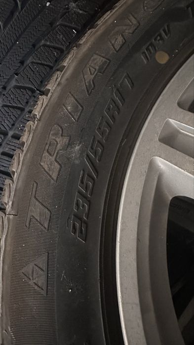 Продам Шины с дисками