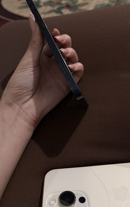 Продам iphone 12 64 гб