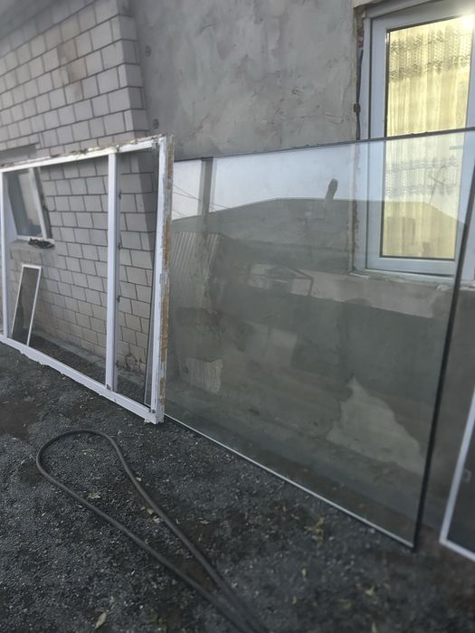 Продам оконную раму и стекло