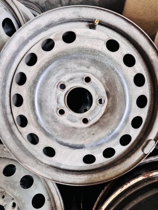 Железни джанти обикновенни джанти