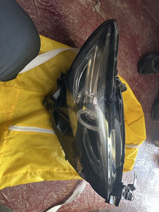 Far dreapta full led mazda 6.cod:GR15-51030.