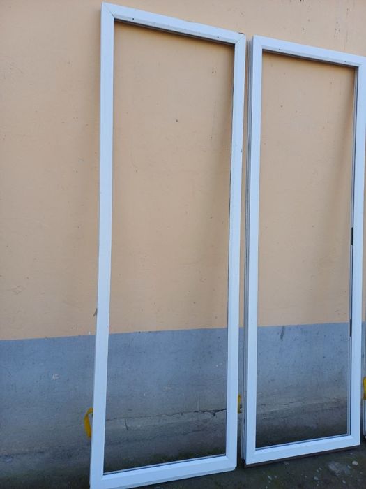 Plastik romlar sotiladi. Yangi