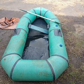 Продам лодку  б/у