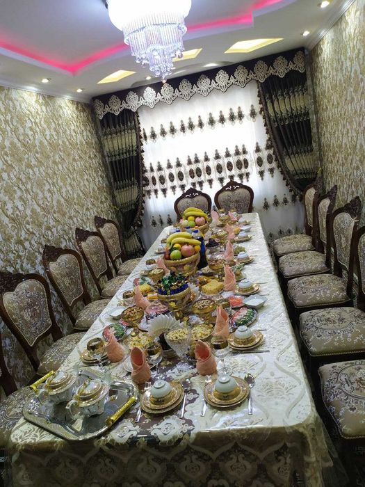 3 xonali kvartira sotiladi 75 kv.m nov.stroyka evroremont 5-metro