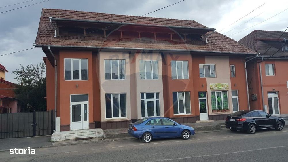 Spațiu comercial