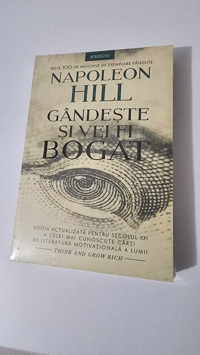 Vând carte sigilată într-o stare impecabilă.