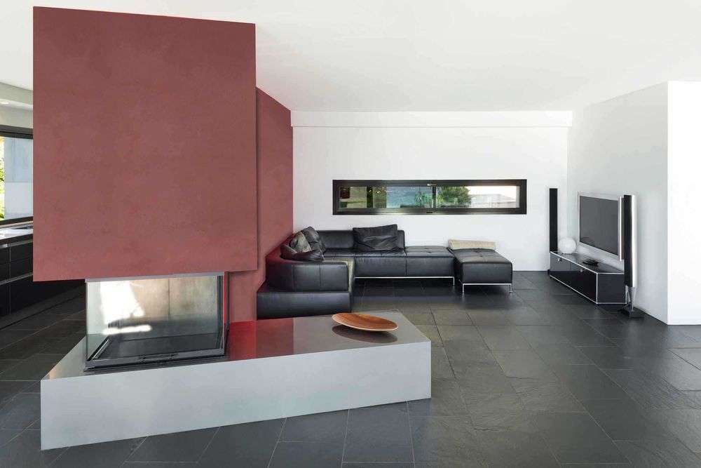 Кипельно белая, известковая моющаяся краска. Без запаха, без химии.