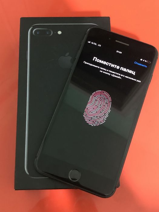 Продам Iphone 8+ 64гб