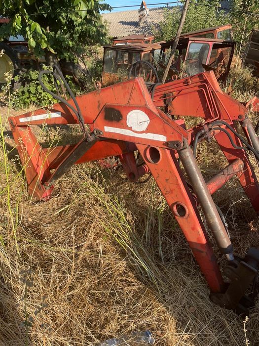 Vând încărcător pentru 650