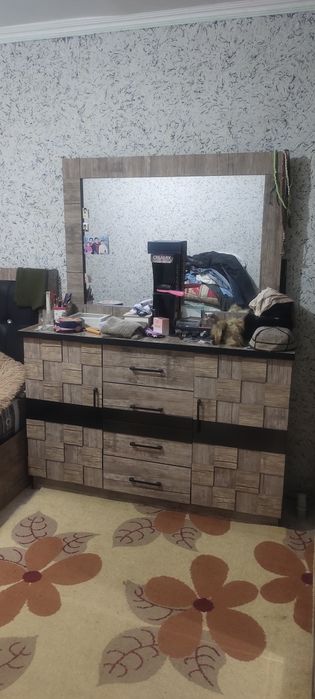 Спальный гарнитур