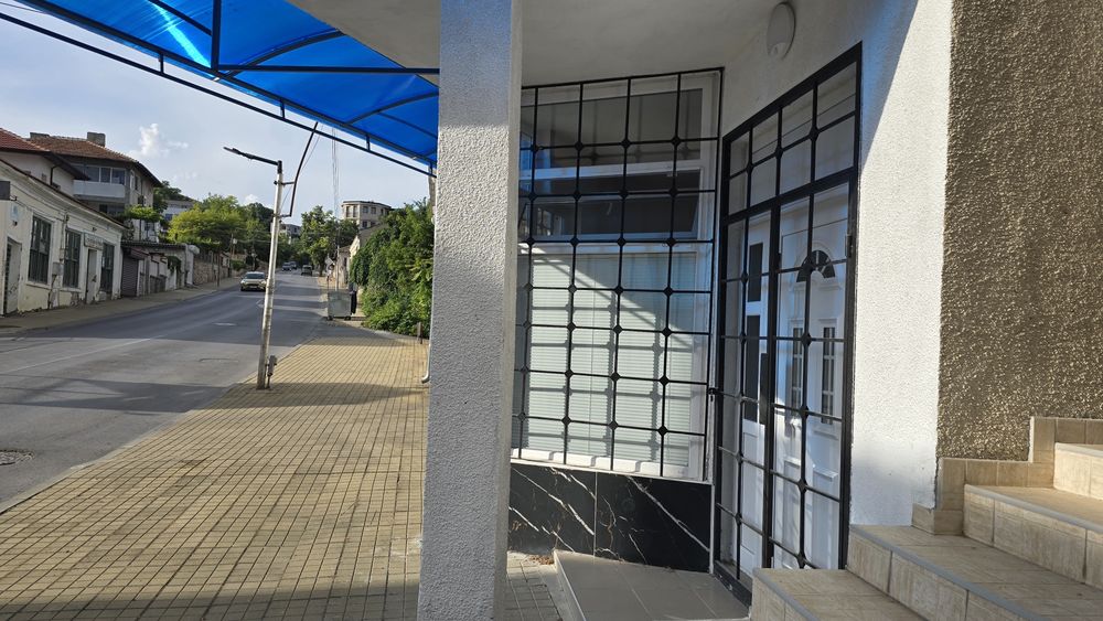 Продавам  Офис/магазин/ в гр.Балчик-50 000 евро