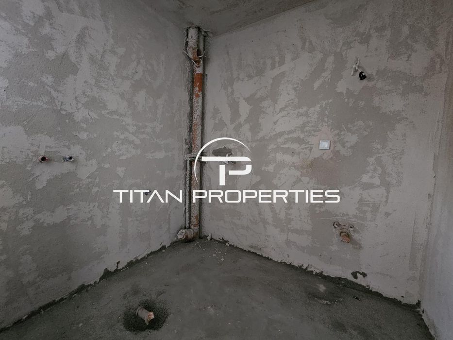 Продава се Къща в Варна, м-т Акчелар - 160 кв.м за 2000 €/кв.м - Снимка #4