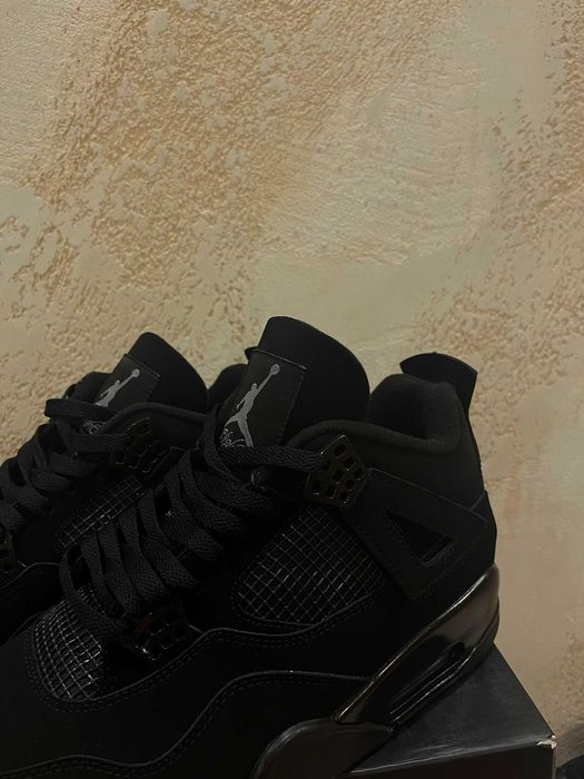 Мъжки кецове Nike Air Jordan 4 Retro "Black Cat" – Размер 45