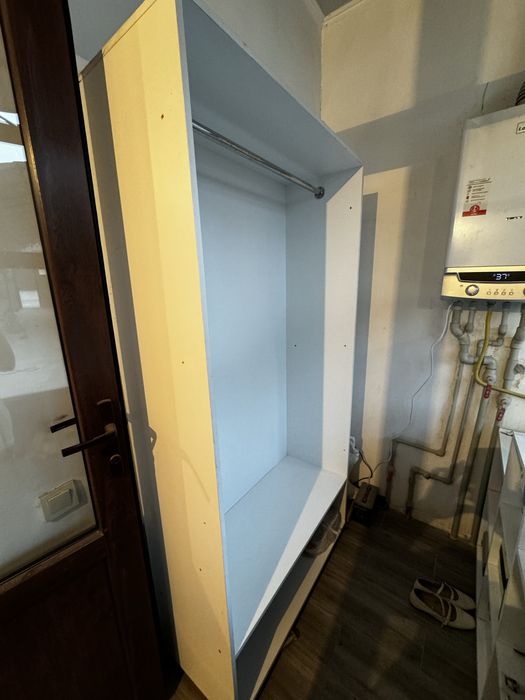 Шкаф для прихожей